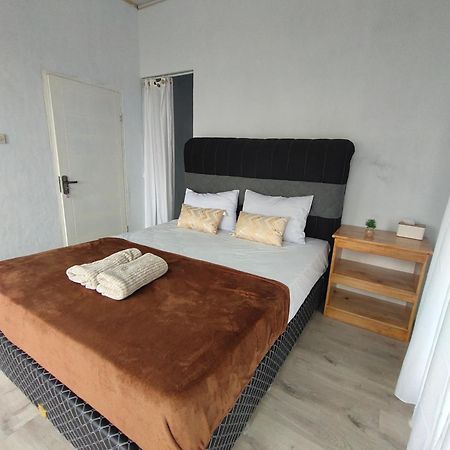 Stella Villa Ngurbloat Kültér fotó