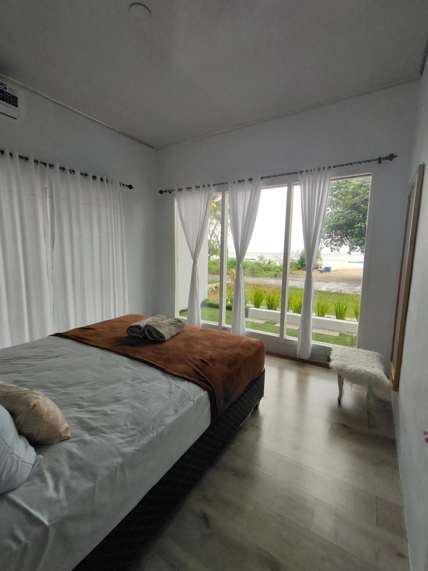 Stella Villa Ngurbloat Kültér fotó