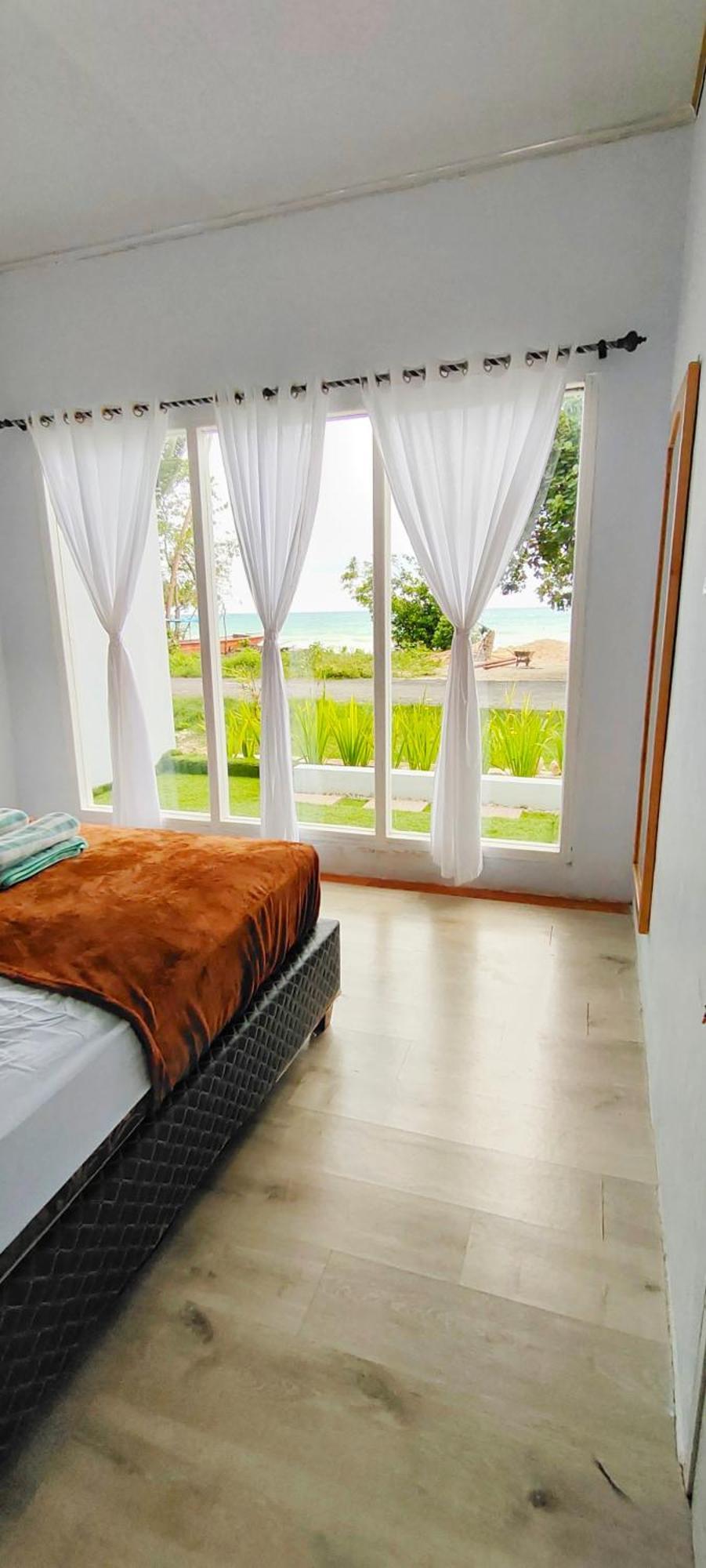 Stella Villa Ngurbloat Kültér fotó